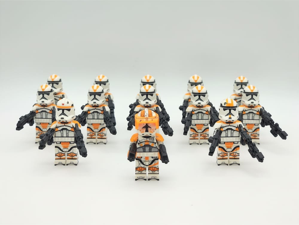 Source: cdn.shopify.com Commander Cody Waxer and Boil 212th Attack Battalion Custom Armored Clone Troopers – Boil