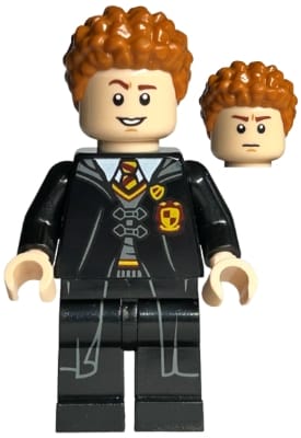 Percy Weasley - Gryffindor Robe Clasped