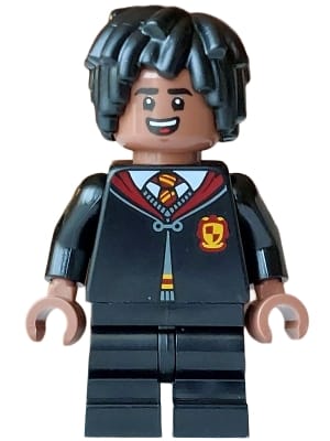 Lee Jordan - Gryffindor Robe Clasped, Black Medium Legs, Hair Short Layered Mop Top