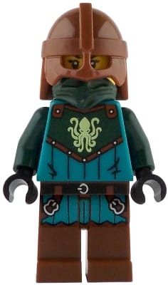 Kraken Warrior - Female, Reddish Brown Helmet