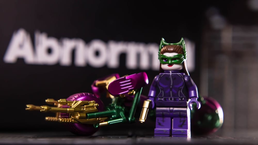 Catwoman (Variant Purple)