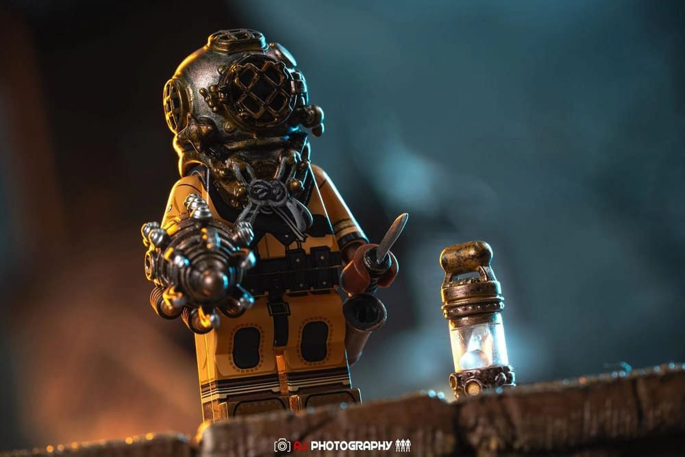 Dark Crown Diver (RichBrick x FJ Brick)